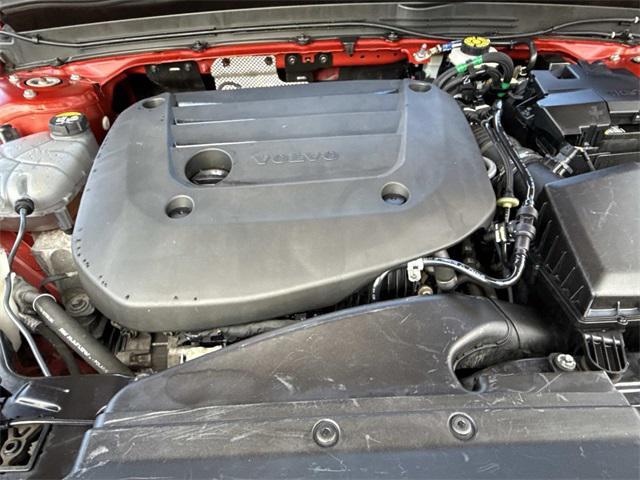 used 2023 Volvo XC40 car, priced at $18,494