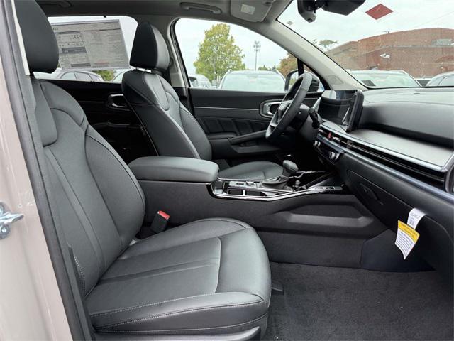 new 2026 Kia Sorento car, priced at $39,908