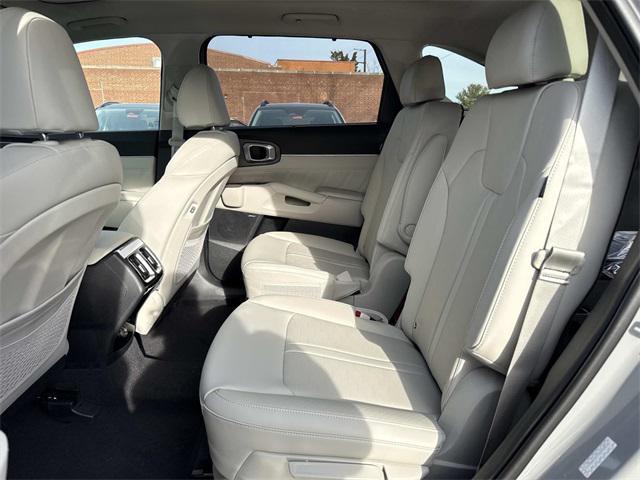 new 2026 Kia Sorento car, priced at $41,528