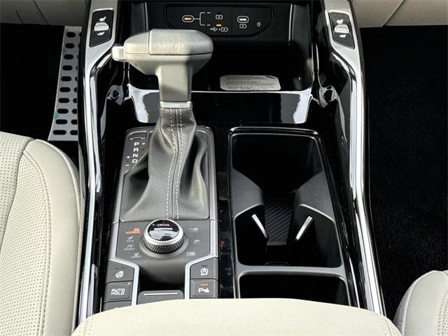 new 2026 Kia Sorento car, priced at $41,528