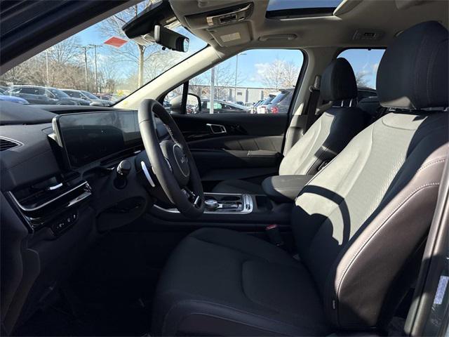 new 2026 Kia Carnival Hybrid car, priced at $55,000