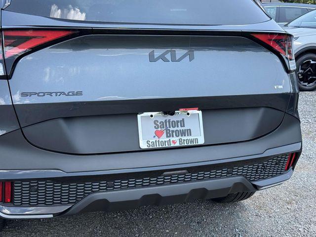new 2025 Kia Sportage Plug-In Hybrid car, priced at $39,026