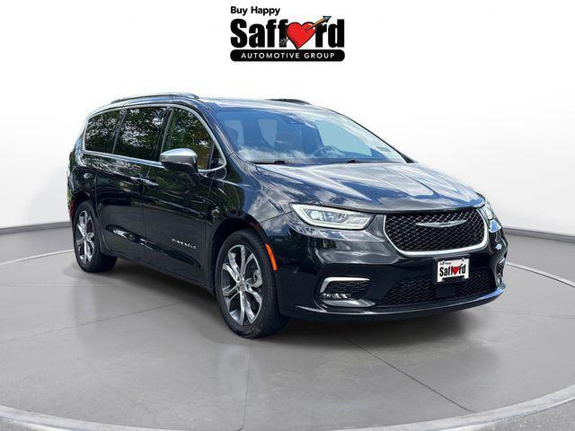 used 2022 Chrysler Pacifica car, priced at $29,498