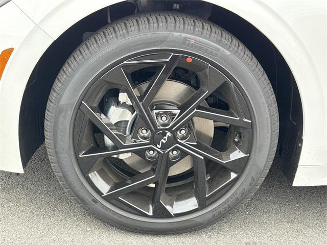 new 2026 Kia K5 car, priced at $31,136