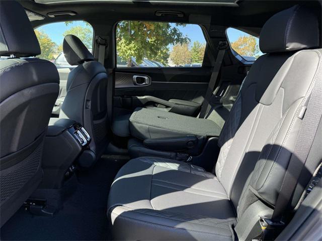 new 2026 Kia Sorento Hybrid car, priced at $46,526