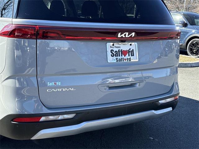used 2023 Kia Carnival car, priced at $30,000