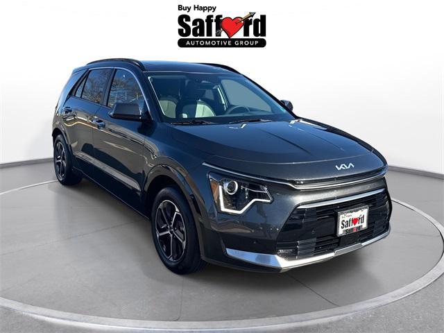 used 2025 Kia Niro car, priced at $30,450