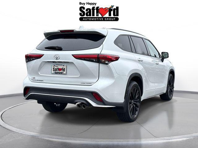used 2023 Toyota Highlander car, priced at $37,430