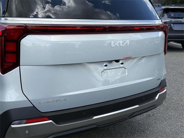 new 2026 Kia Carnival Hybrid car, priced at $47,771