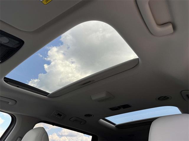 new 2026 Kia Carnival Hybrid car, priced at $47,771