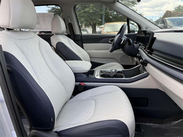 new 2026 Kia Carnival Hybrid car, priced at $47,771