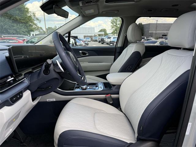 new 2026 Kia Carnival Hybrid car, priced at $47,771