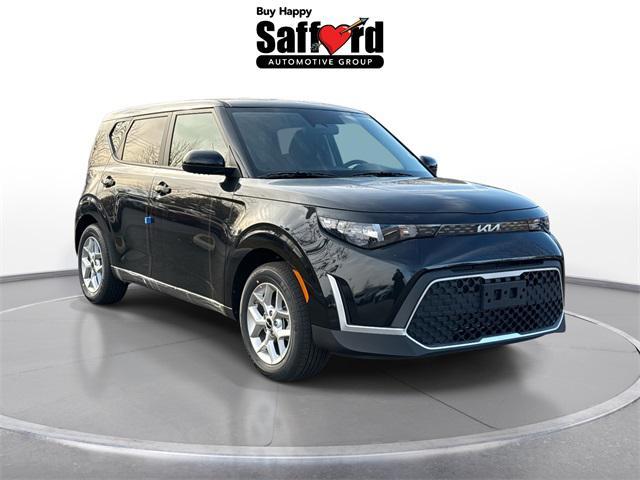 new 2025 Kia Soul car, priced at $20,905