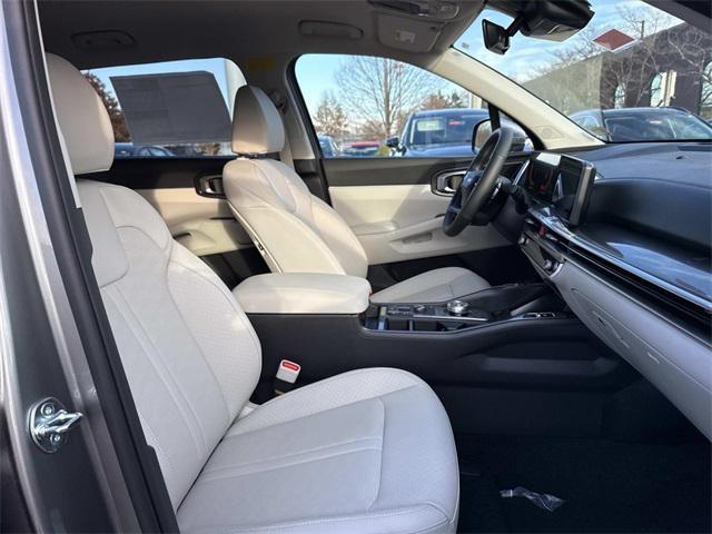 new 2026 Kia Sorento Hybrid car, priced at $38,798