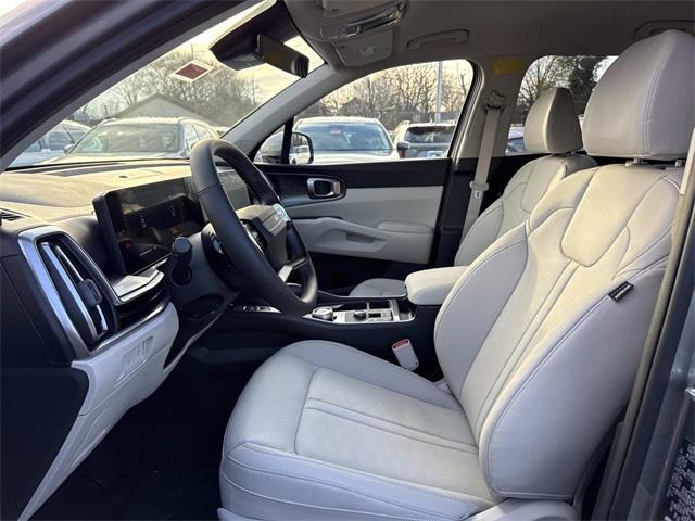 new 2026 Kia Sorento Hybrid car, priced at $38,798