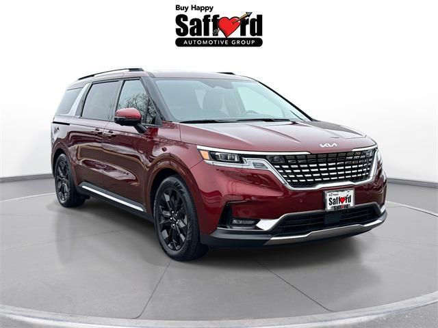 used 2024 Kia Carnival car, priced at $39,499