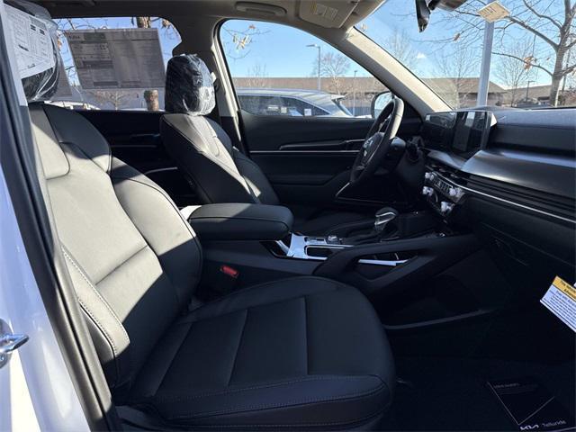 new 2025 Kia Telluride car, priced at $39,195