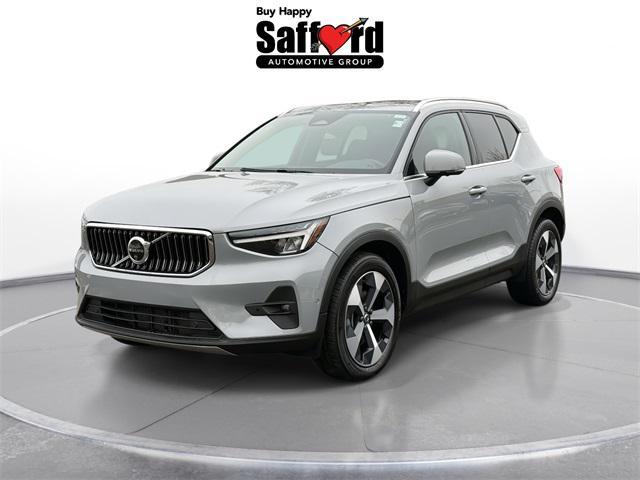 used 2025 Volvo XC40 car, priced at $36,495