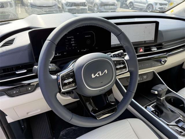 new 2026 Kia Carnival car, priced at $50,369