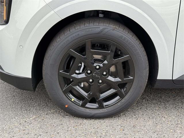 new 2026 Kia Carnival Hybrid car, priced at $51,230