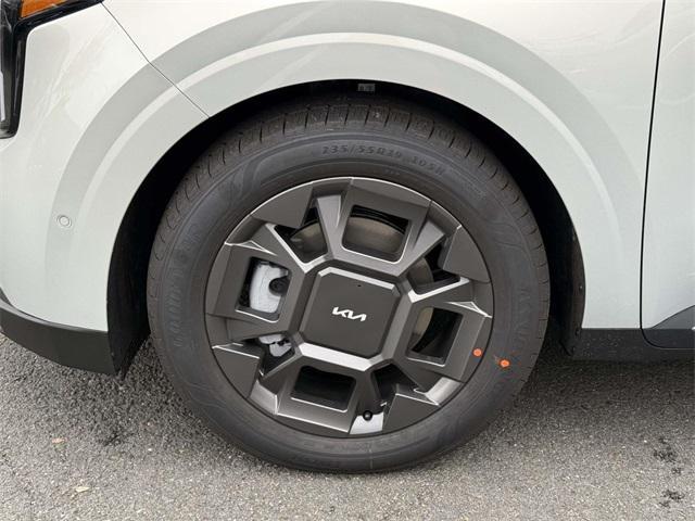 new 2026 Kia Carnival car, priced at $45,947