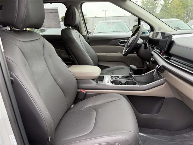 new 2026 Kia Carnival car, priced at $45,947