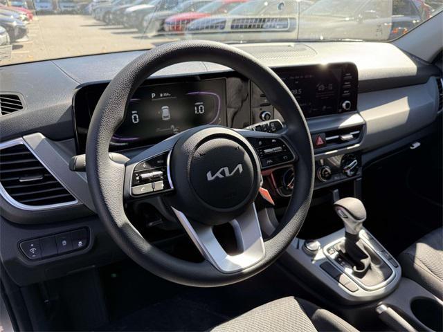 new 2026 Kia Seltos car, priced at $25,785