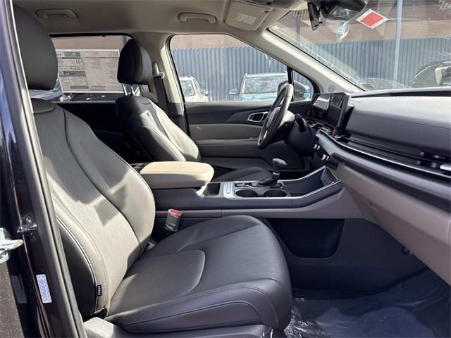 new 2026 Kia Carnival car, priced at $40,921