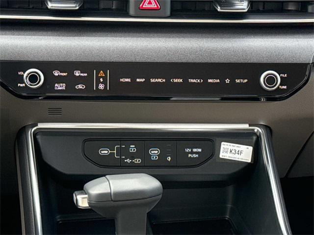 new 2026 Kia Carnival car, priced at $40,921