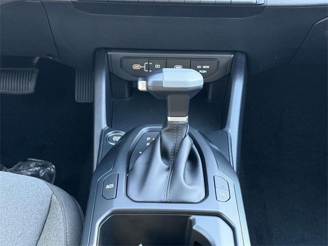 new 2025 Kia K4 car, priced at $23,036