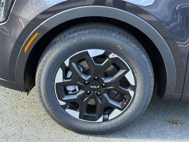 new 2026 Kia Sorento car, priced at $33,433