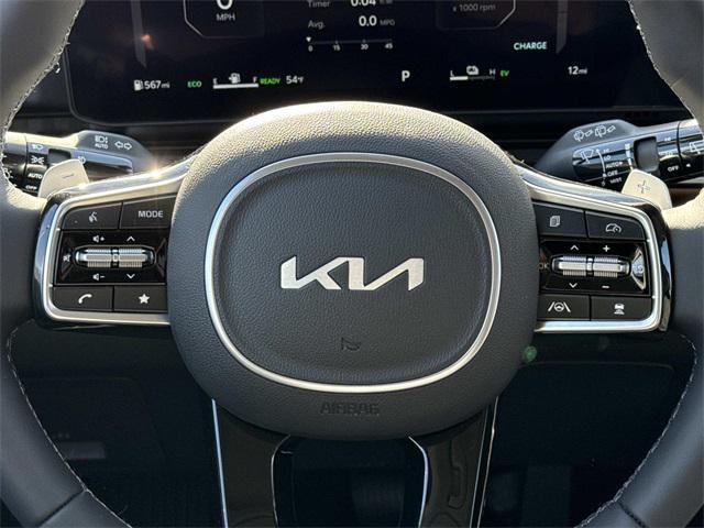 new 2026 Kia Carnival Hybrid car, priced at $52,326