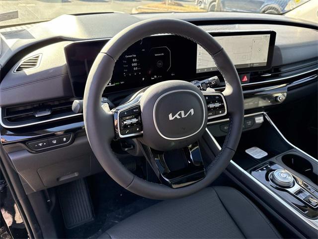 new 2026 Kia Carnival Hybrid car, priced at $52,326