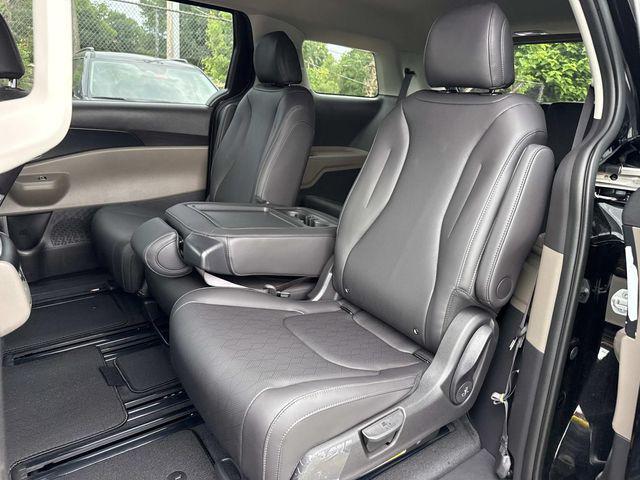 new 2026 Kia Carnival car, priced at $40,627