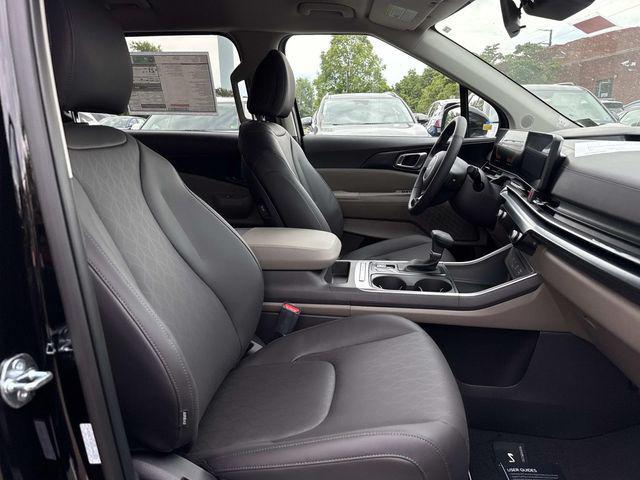 new 2026 Kia Carnival car, priced at $40,627