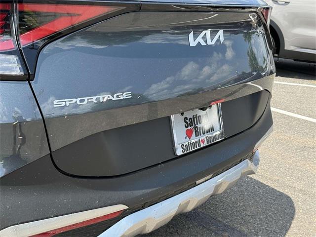 new 2025 Kia Sportage Hybrid car, priced at $30,276