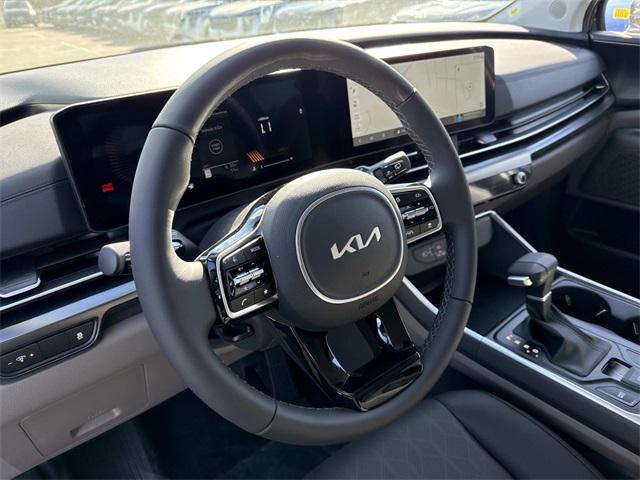 new 2026 Kia Carnival car, priced at $38,831