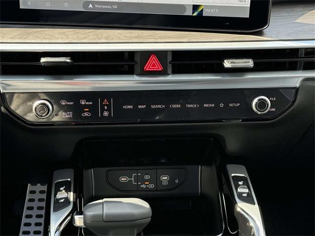 new 2026 Kia Sorento car, priced at $46,355