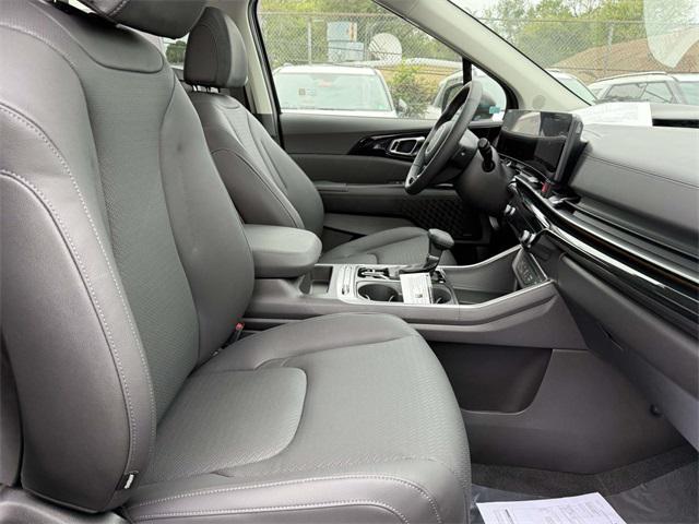 new 2026 Kia Carnival car, priced at $51,392