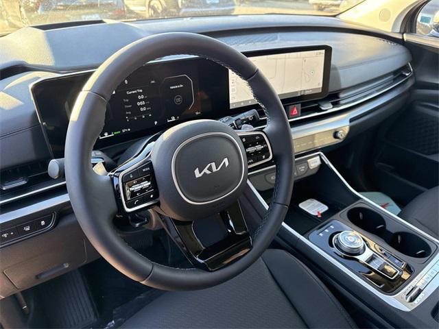 new 2026 Kia Carnival Hybrid car, priced at $52,155