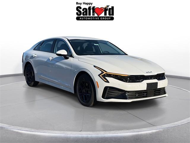 new 2026 Kia K5 car, priced at $27,678