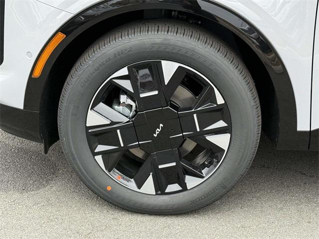 new 2026 Kia Sportage Hybrid car, priced at $40,475