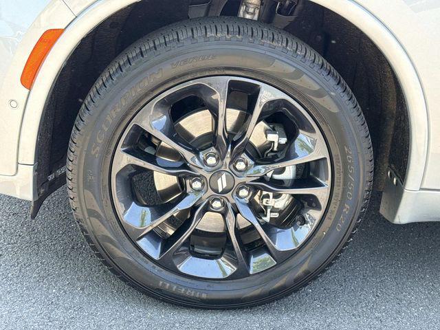 used 2025 Dodge Durango car, priced at $36,498