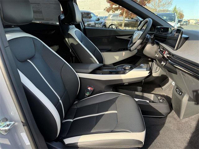 new 2025 Kia EV6 car, priced at $47,049
