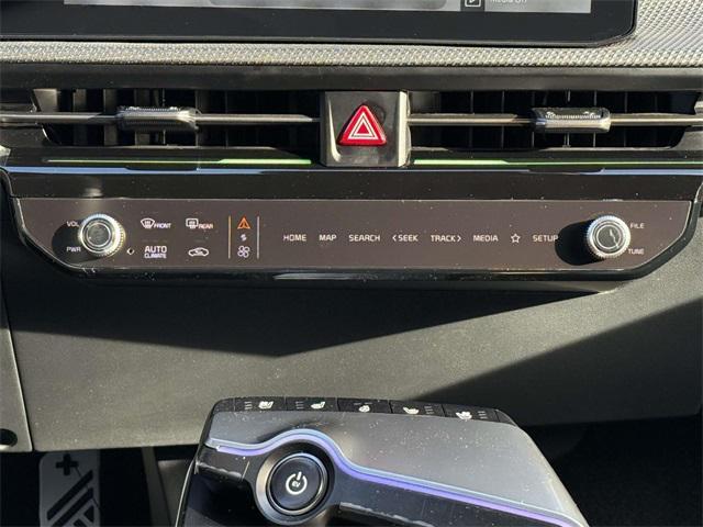 new 2025 Kia EV6 car, priced at $47,049