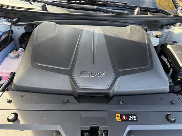 new 2025 Kia EV6 car, priced at $47,049
