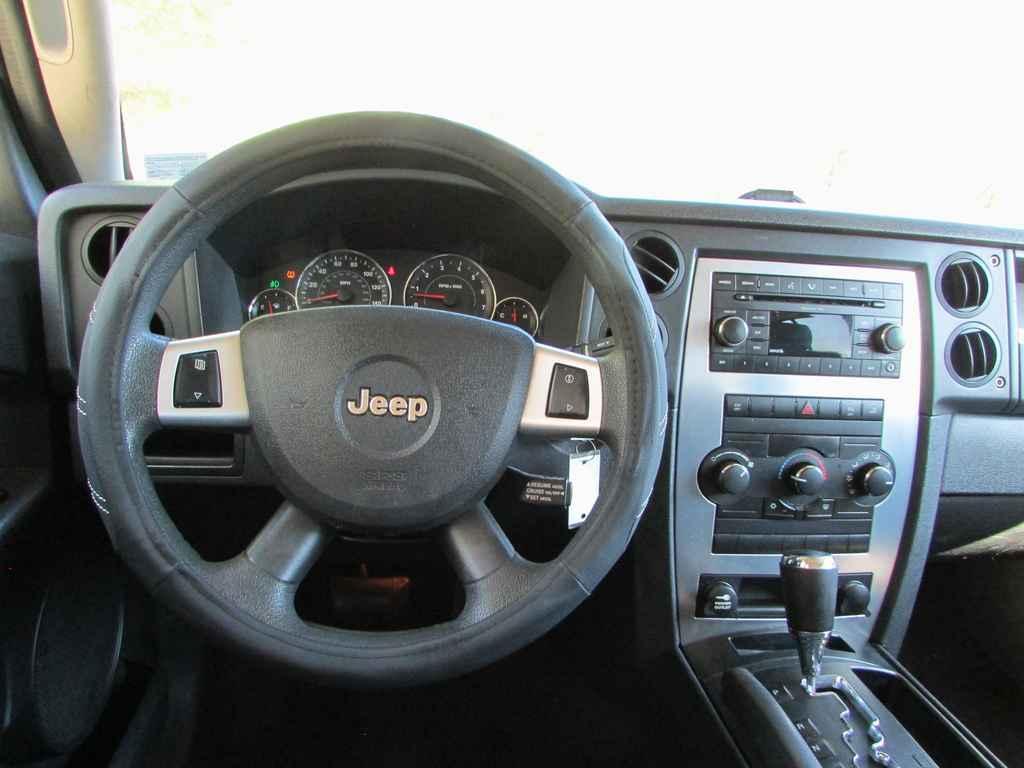 used 2008 Jeep Commander car, priced at $5,500