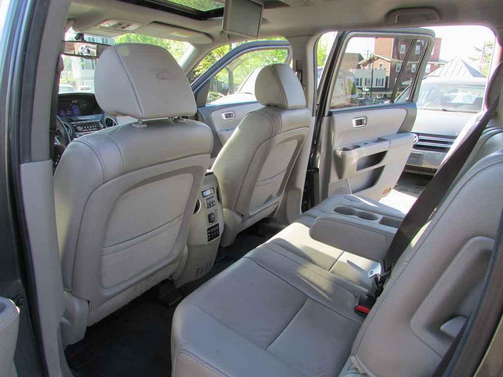 used 2013 Honda Pilot car, priced at $8,948