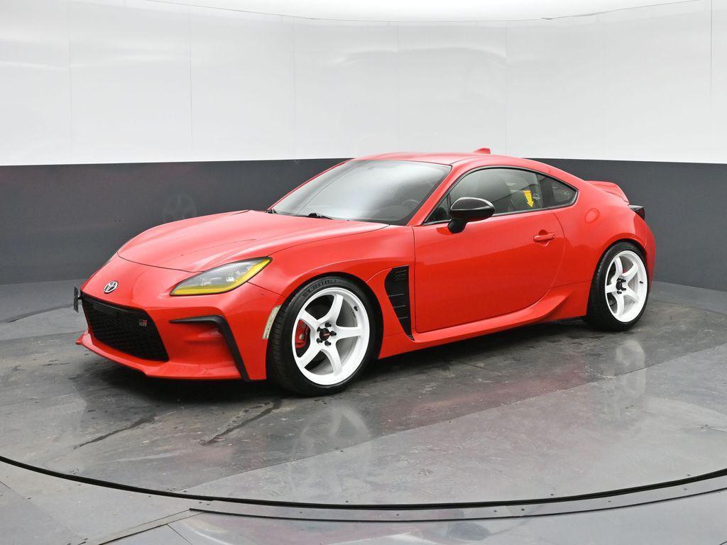 used 2023 Toyota GR86 car, priced at $30,999