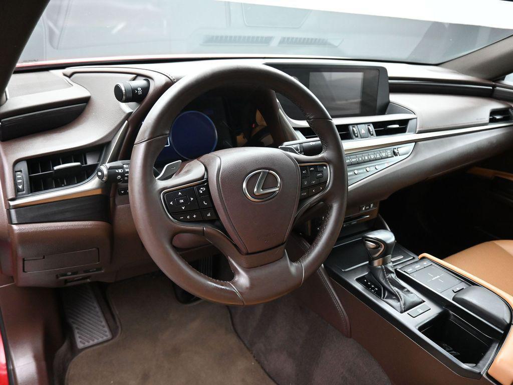 used 2019 Lexus ES 350 car, priced at $32,987
